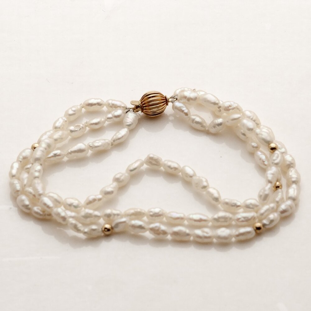 Vintage 3-Strand Pearl Bracelet with 14K Gold Clasp, Dainty Pearls